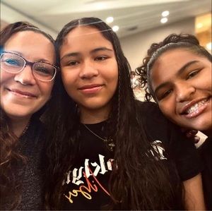 Meet your Posher, Danielle